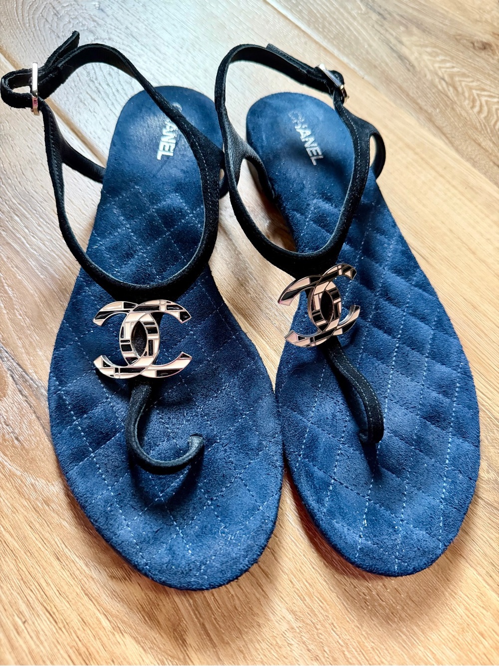 CHANEL quilted lambskin T strap sandal